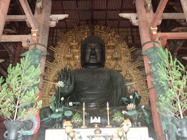 奈良の大仏（東大寺盧舎那仏像）
